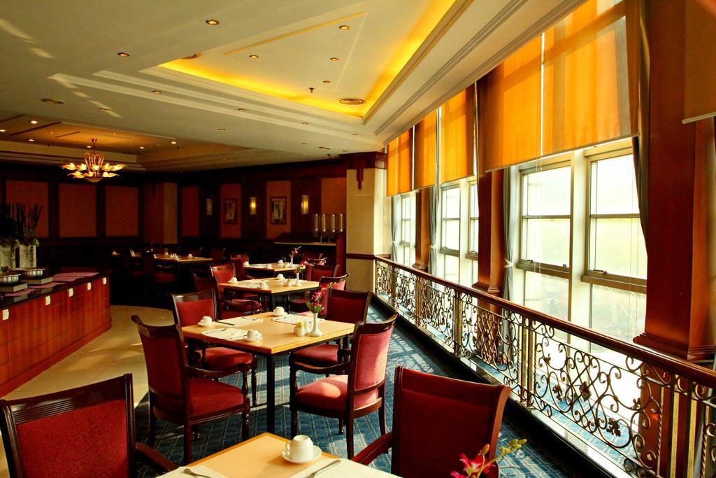 Hotel Western New Century